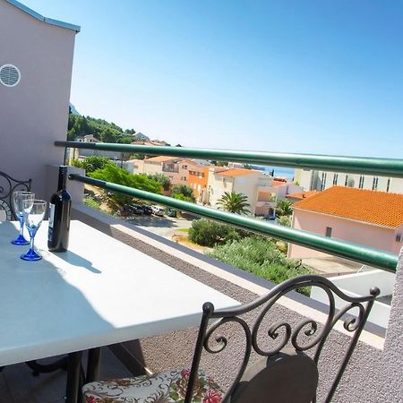 Apartments Loncar Tucepi Exterior photo