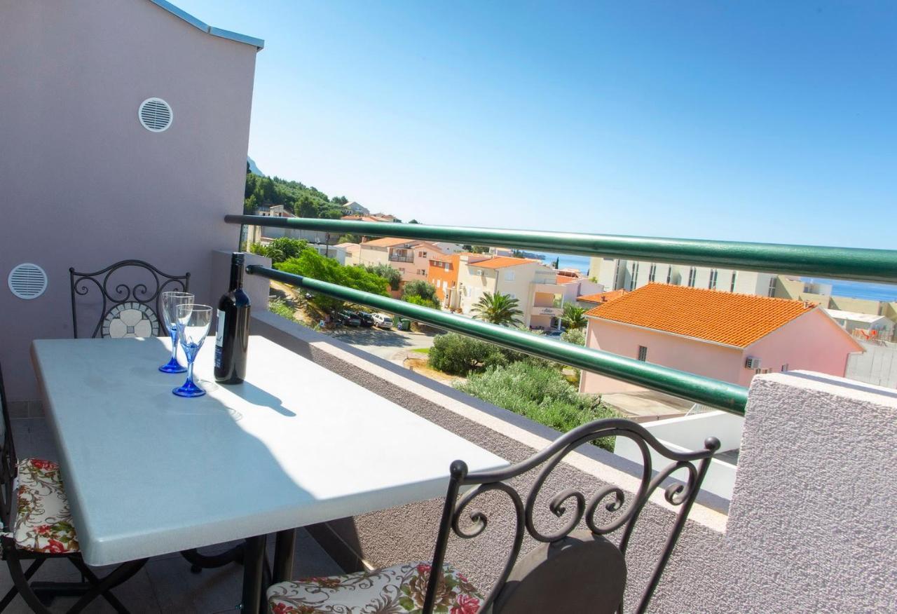 Apartments Loncar Tucepi Exterior photo