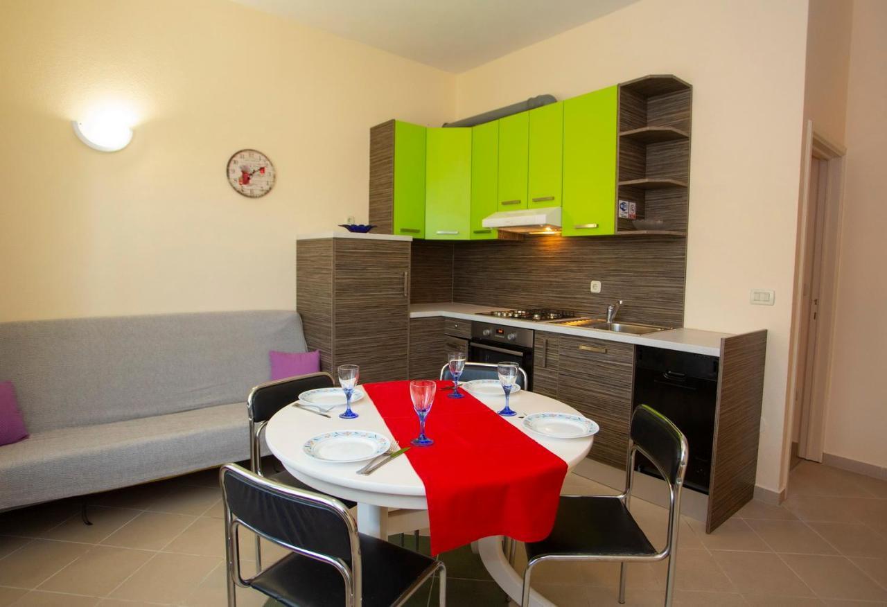 Apartments Loncar Tucepi Exterior photo