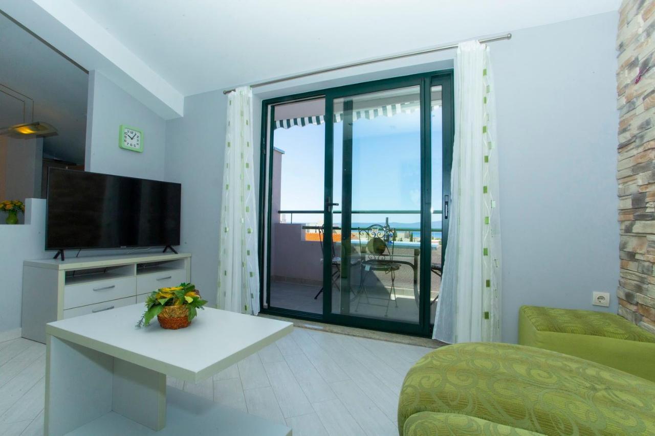 Apartments Loncar Tucepi Exterior photo