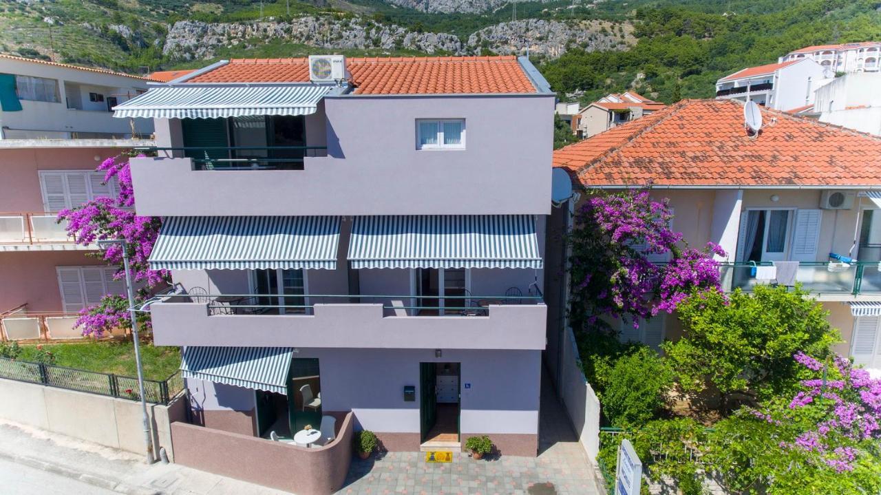 Apartments Loncar Tucepi Exterior photo